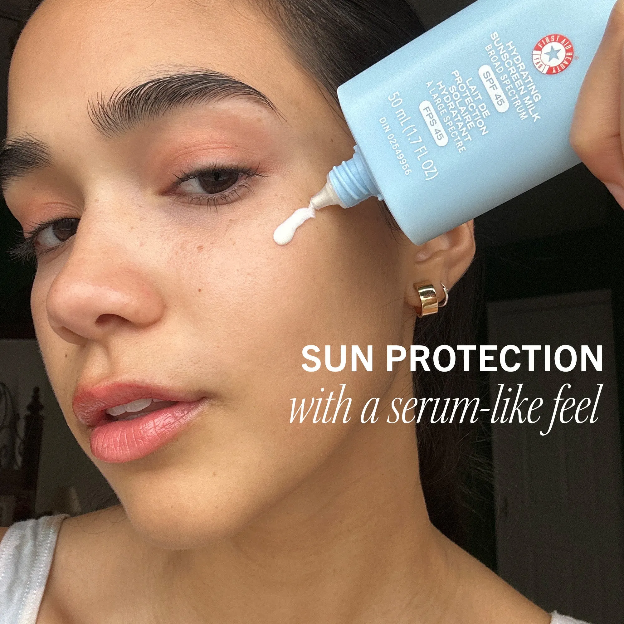 Hydrating Sunscreen Milk with Colloidal Oatmeal Broad Spectrum 45